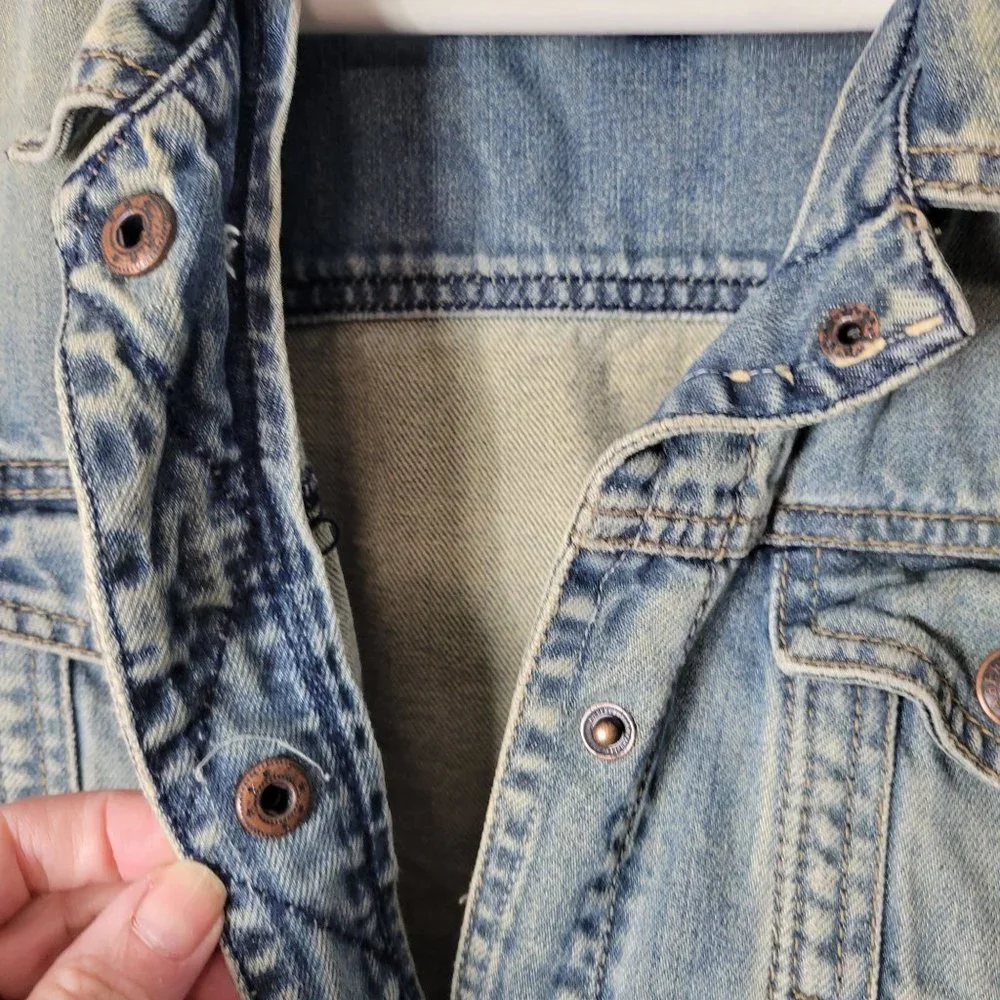 Abercrombie & Fitch Big Girls Size L Snap-Up Denim Jean Jacket Blue